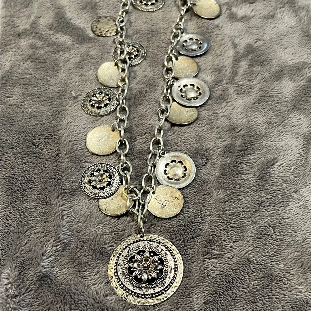 Floral Medallion Pendant Necklace - Silver Tone - Picture 3 of 5